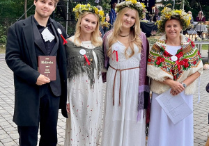 Uczestnicy Narodowego Czytania Fot. Wiadomości Ozorkowskie