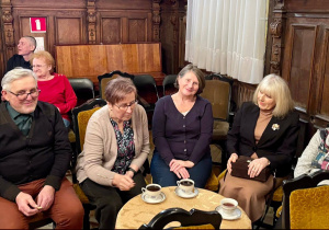 publiczność zgromadzona na spotkaniu